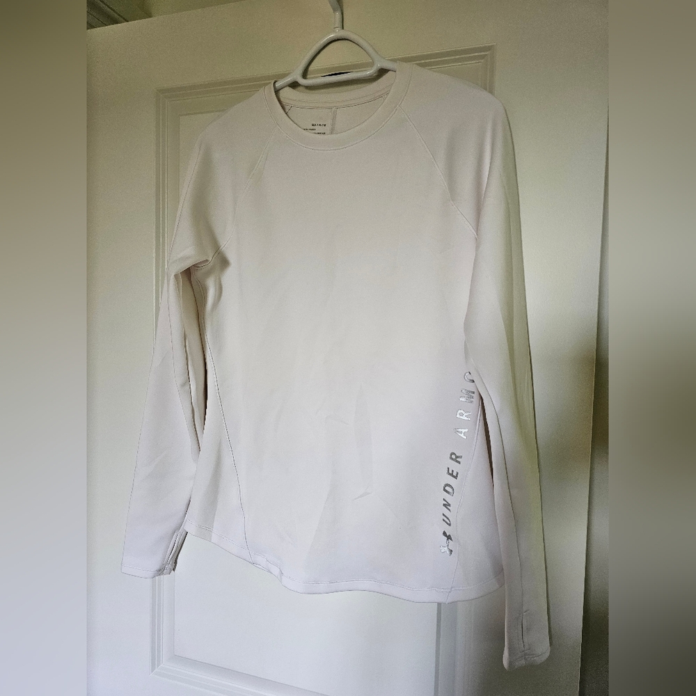 Under Armour womens shirt